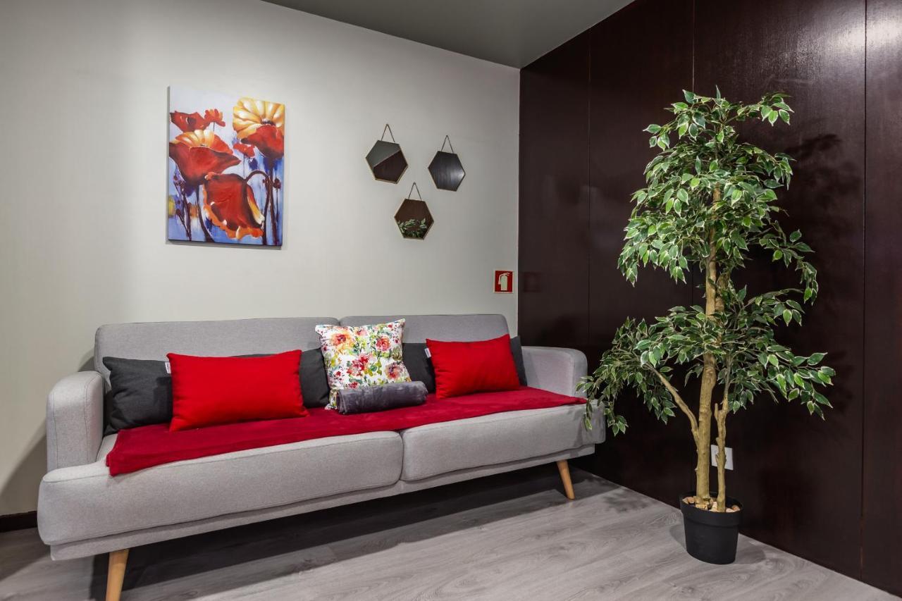 Hopstays - Gaia Cork House Вила-Нова-ди-Гая Экстерьер фото